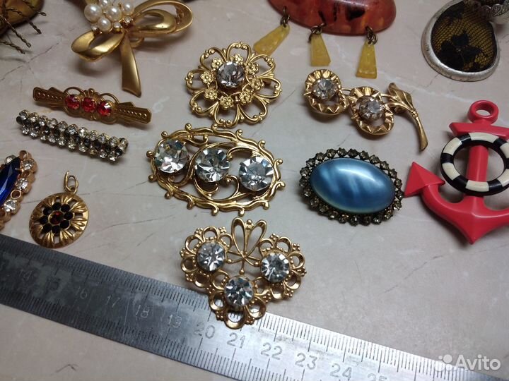 Броши, кулоны времён СССР. Винтаж. Есть клейма