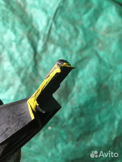 Кронштейн переднего бампера Volkswagen Passat B8