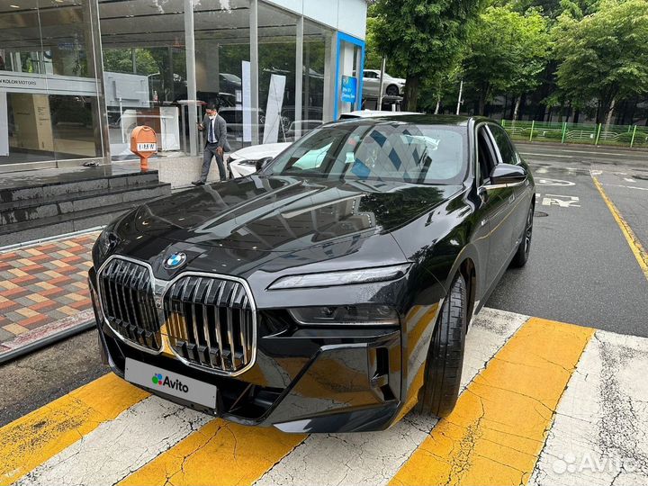 BMW 7 серия 3.0 AT, 2023, 25 км