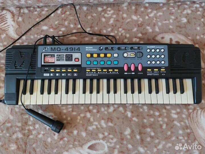 Детский синтезатор с микрофоном