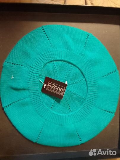 Берет из хлопка небесно- зеленый размер 57