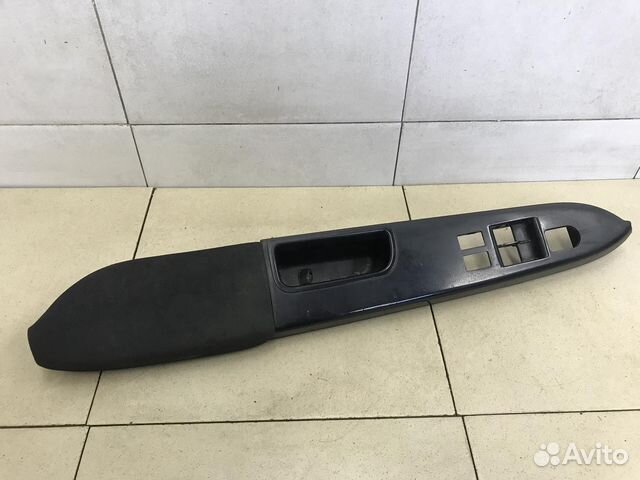 Накладка блока управления стеклоподъемниками SX4 2