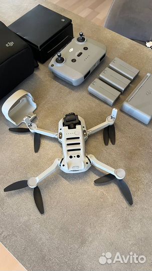 Квадрокоптер Dji mini 2 fly more combo