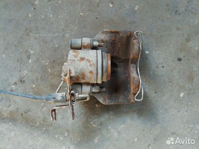 Суппорт передний правый ауди а4в6