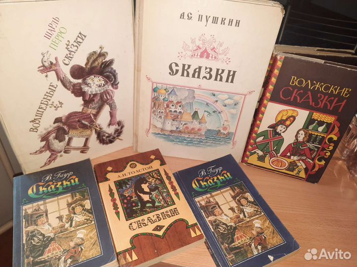 Детская библиотека.Возможна доставка по городу