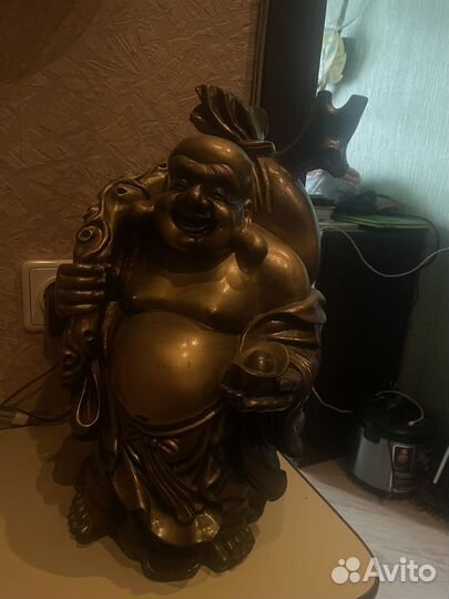 Статуэтка будды