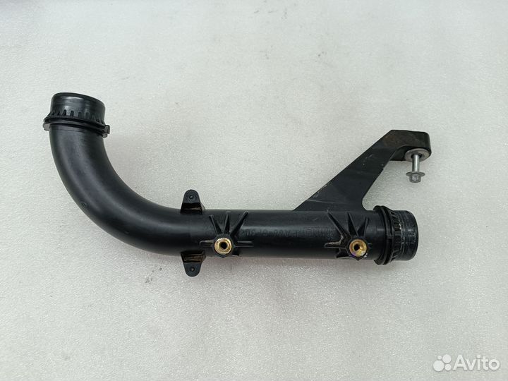 Патрубок системы охлаждения Mercedes GLE W167