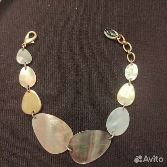 Браслеты, колье