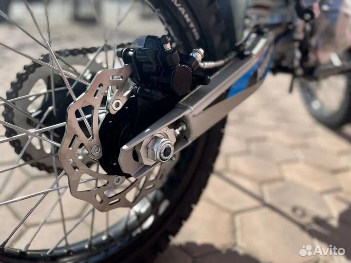 Мотоцикл эндуро Avantis A3 Lux (PR250/172FMM-5)