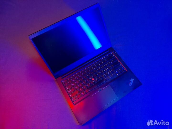 Ноутбук Lenovo ThinkPad E14 (i7-10510U/8gb/256gb)