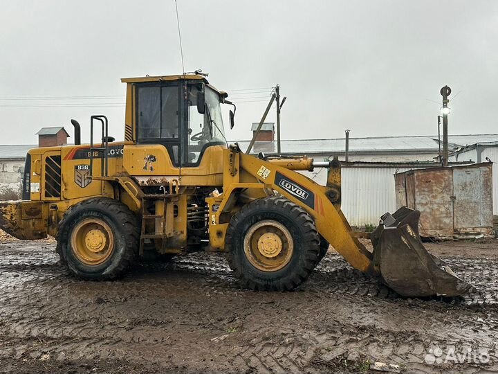 Фронтальный погрузчик Lovol FL936F, 2012