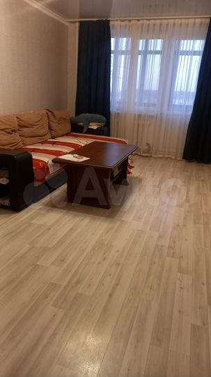 3-к. квартира, 67 м², 6/10 эт.