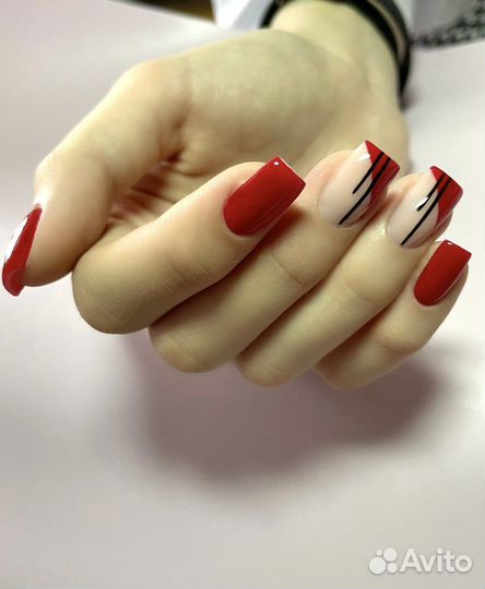 Маникюр с покрытием гель-лак
