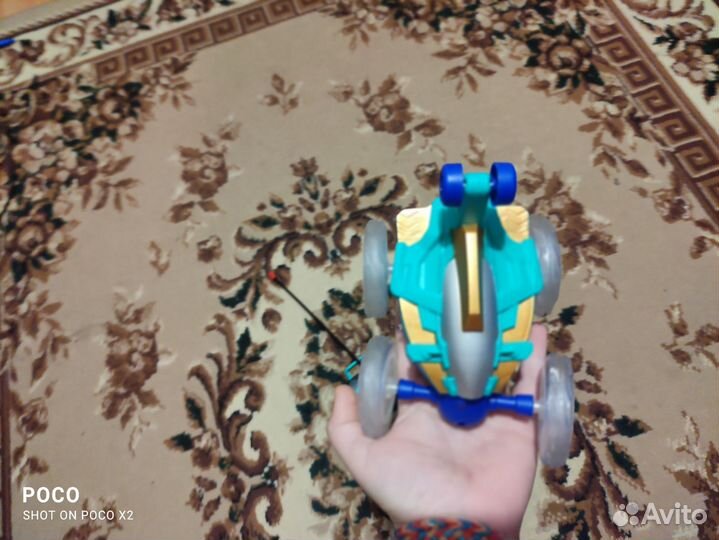 Машинка на радиоуправлении