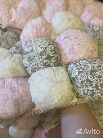 Продам бортики в кроватку