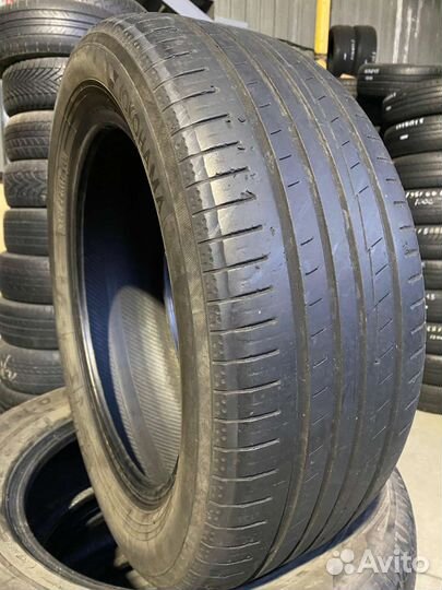 Yokohama BluEarth AE50 215/55 R17 94W