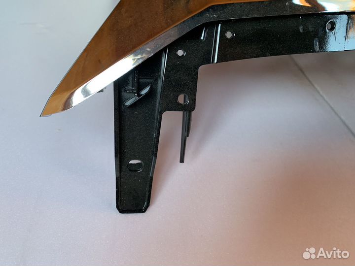 Ршетка радиатора Lexus GX460