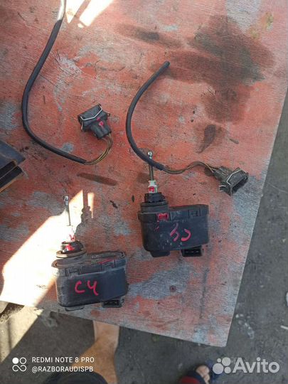 Корректор фар Audi 100c4