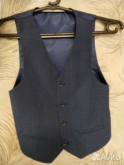 Пиджак и жилетка