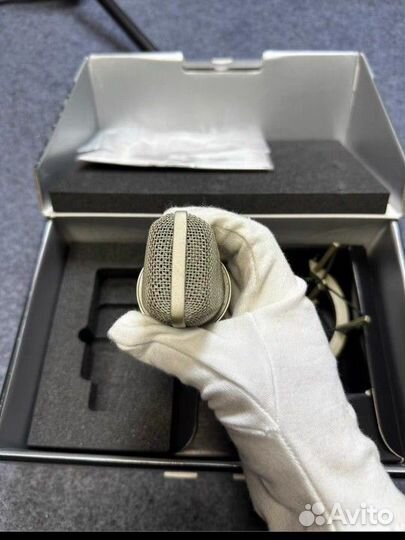 Микрофон neumann TLM 102