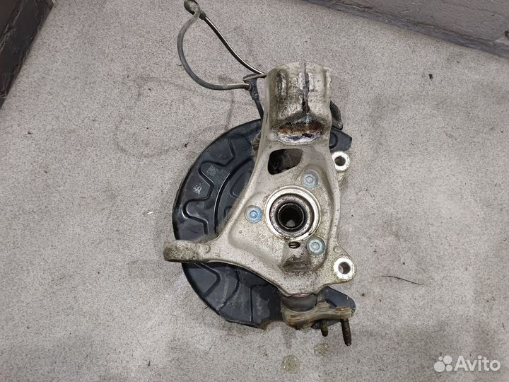 Левый поворотный кулак для 1.8 Skoda Octavia A7