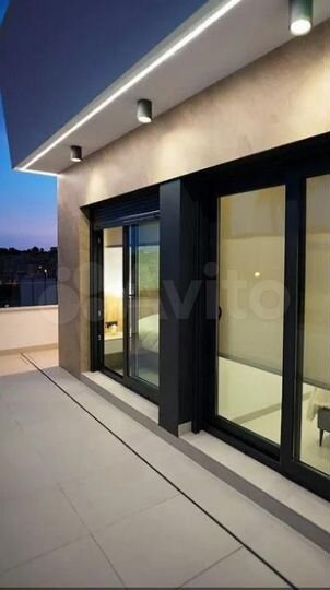 Дом 386 м² на участке 4,5 сот.