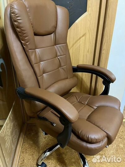 Офисное кресло (геймерское). Кресло для директора