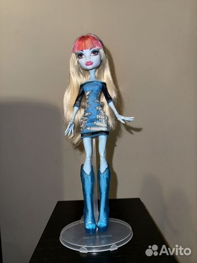 Кукла монстер хай