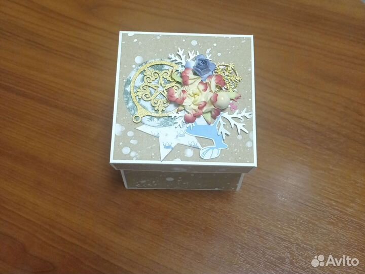 Коробка для подарка