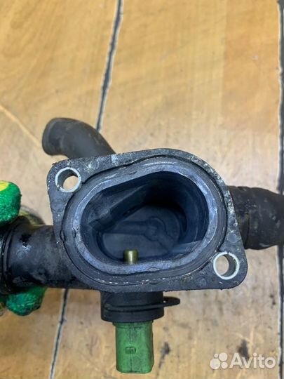 Фланец системы охлаждения Volkswagen Beetle BFS