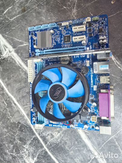 Материнская плата