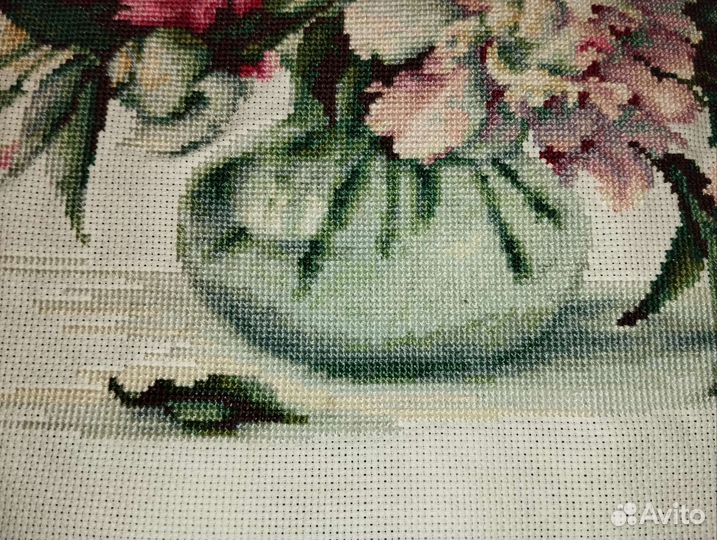 Вышивка ручной работы пионы