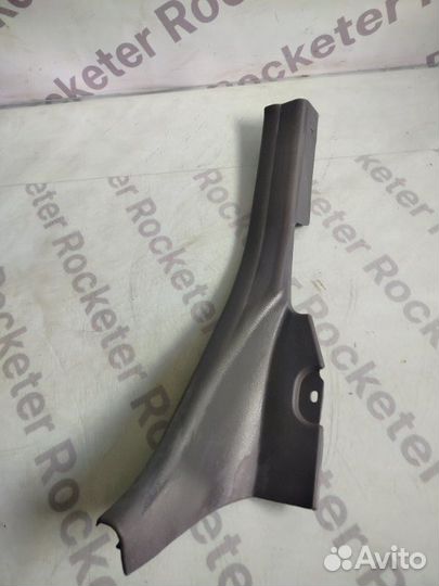 Накладка порога задняя левая Hyundai Elantra XD