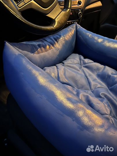 Автокресло для собак