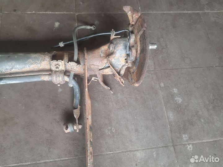 Nissan primera p12 задняя балка