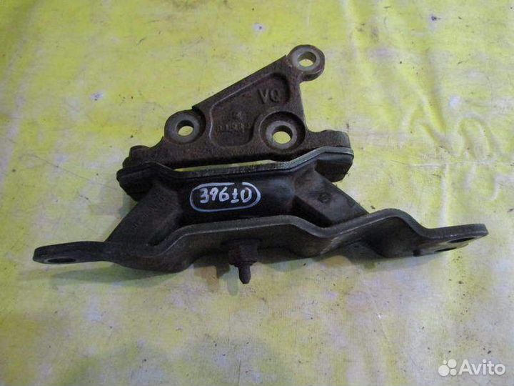 Подушка АКПП Nissan Teana 32 08-14г 39610