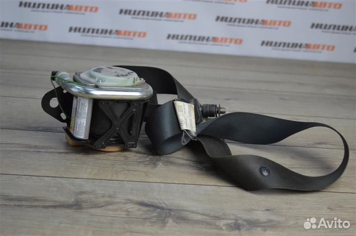 Ремень безопасности передний правый suzuki Grand