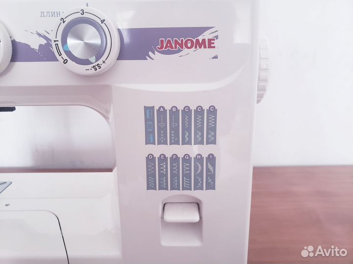 Швейная машина Janome тм2016