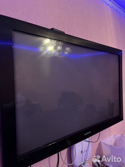 Телевизор samsung
