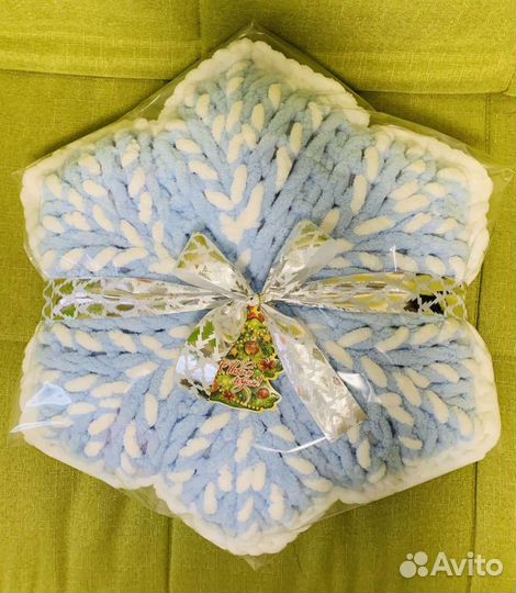 Подушка-снежинка