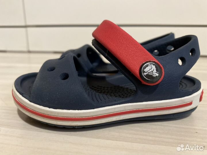 Сандалии crocs c6