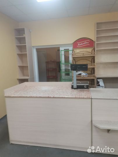 Стеллаж пристенный