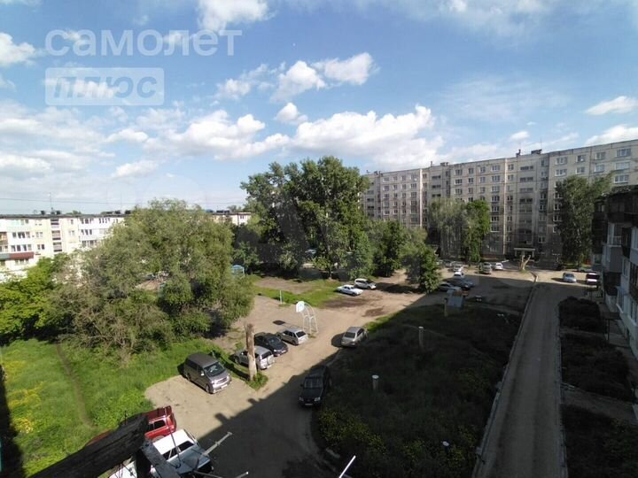 4-к. квартира, 60 м², 5/5 эт.