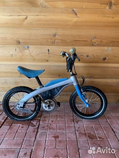 Оригинальный велосипед bmw kidsbike беговел