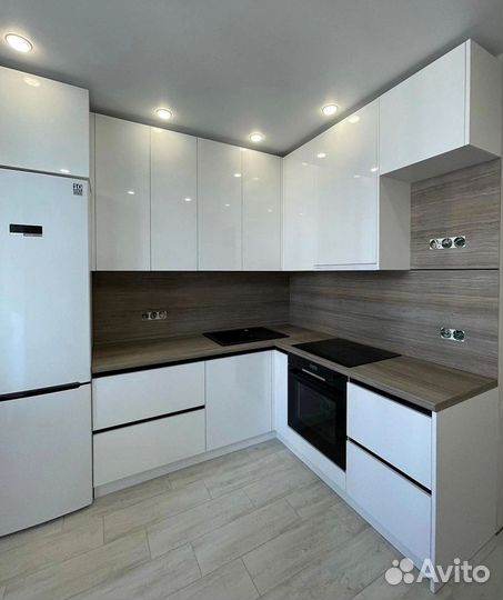 Кухня новая