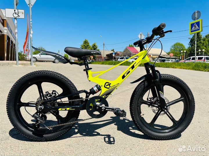 Велосипед магниевый 6-9 лет новый