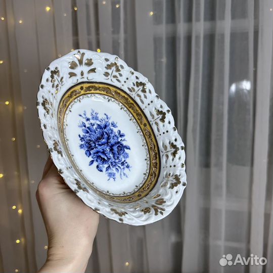 Конфетница на ножке