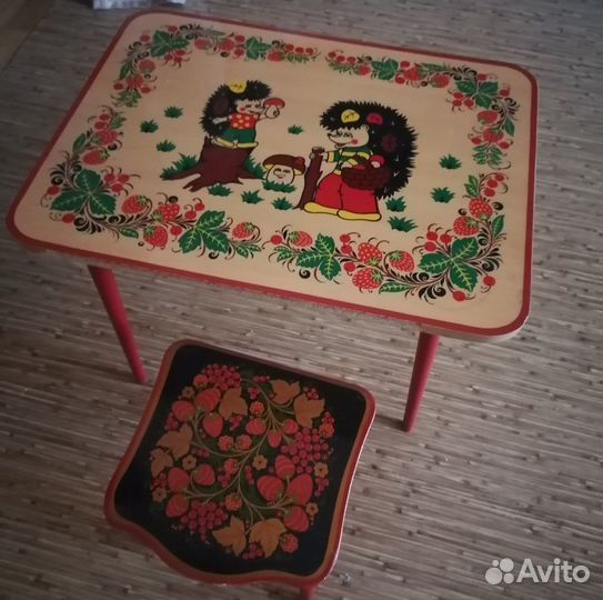 Детский стол и стульчик