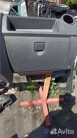 Renault Logan 1 бардачок Торпедо