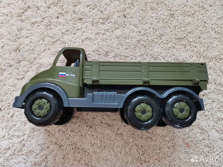 Военный автомобиль Муромец бортовой игрушка